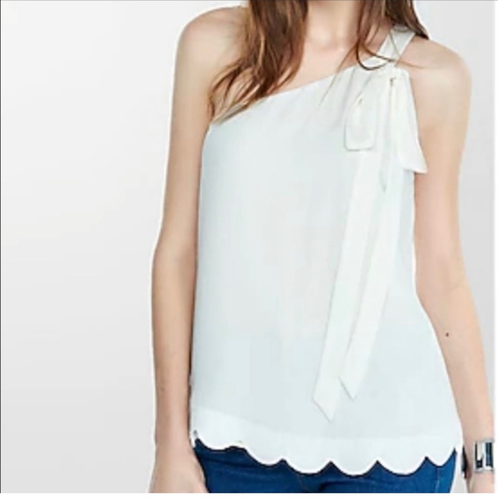 Express top one shoulder bow